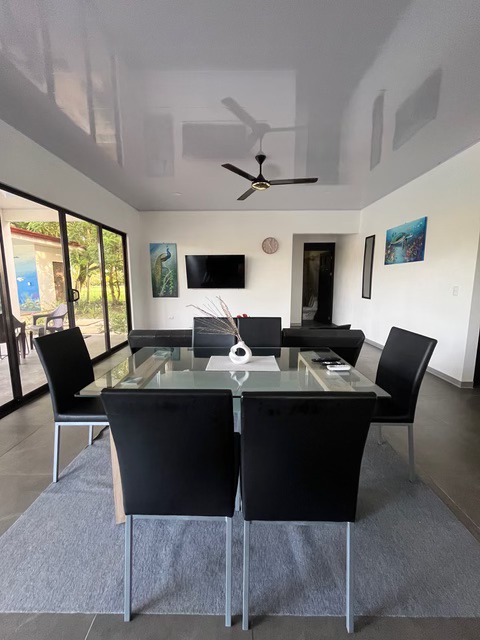 Elegant Dining Area